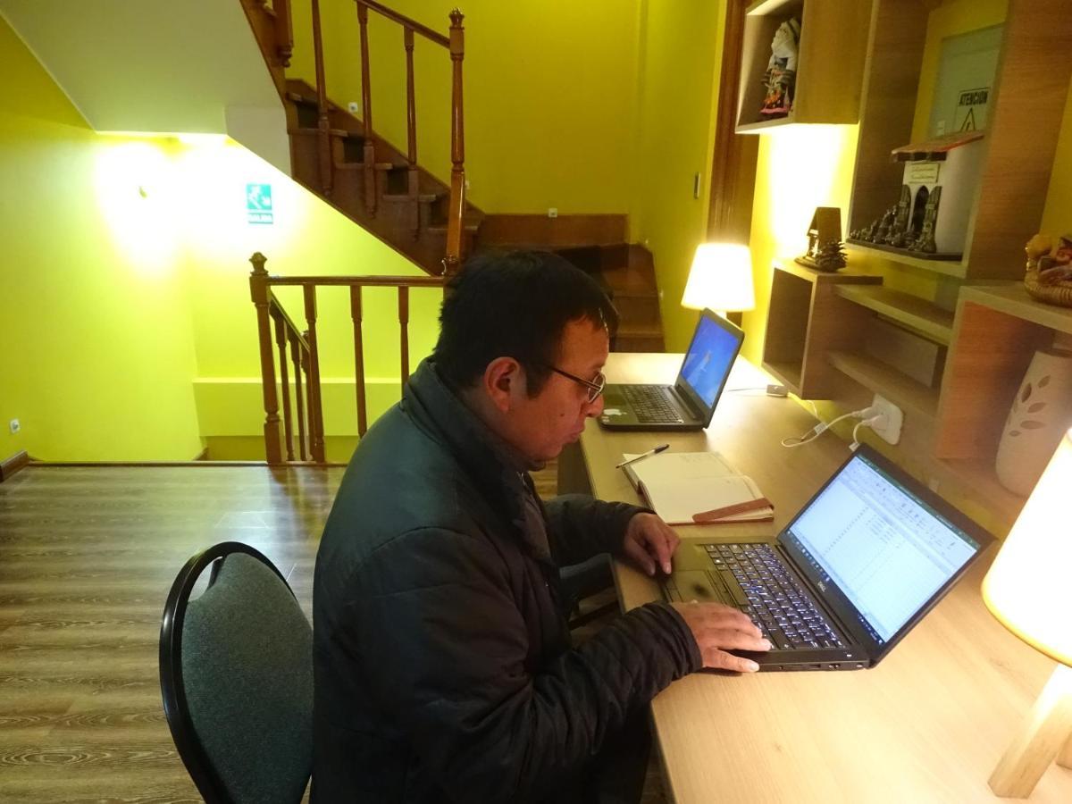 Hotel Don Bartolo Espinar 外观 照片