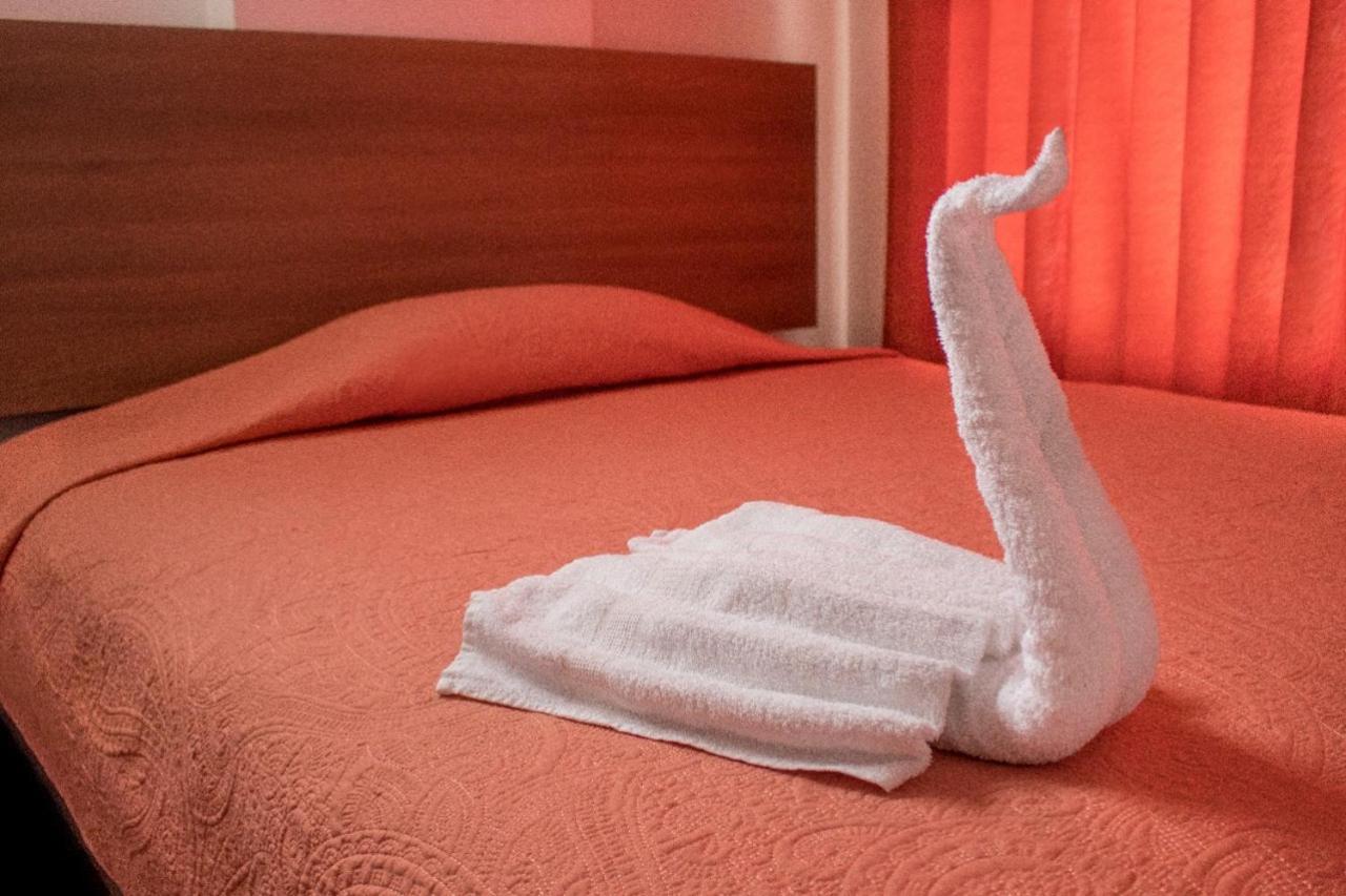 Hotel Don Bartolo Espinar 外观 照片